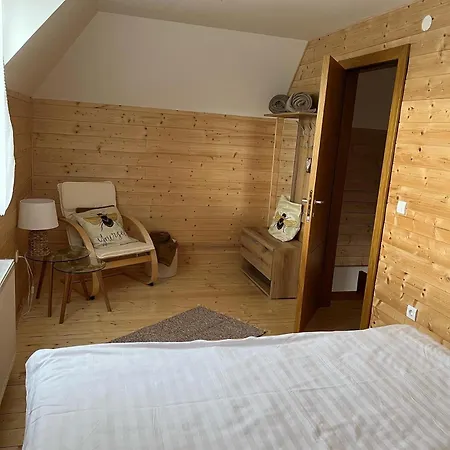 Seoski Turizam Domacinstvo Tosanic 아파트 Tripkova