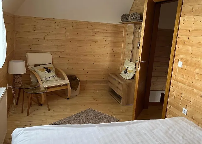 Seoski Turizam Domacinstvo Tosanic شقة Tripkova